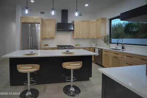 Kitchen - 2302 E 5th St, Tucson, AZ 85719 photo 2 of 5