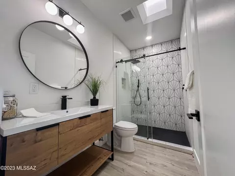 Bath - 2302 E 5th St, Tucson, AZ 85719 photo 1 of 6