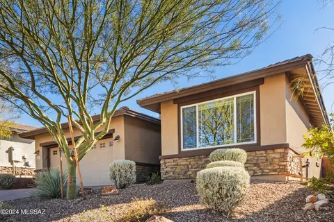 7541 W Buckeye Path, Marana, AZ 85658