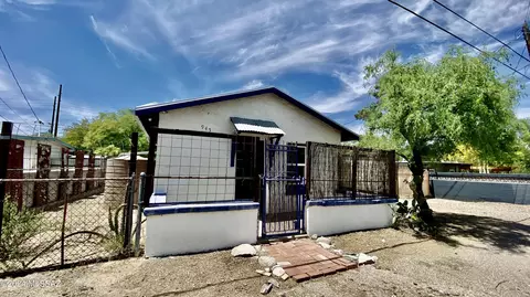 945 N Queen Ave, Tucson, AZ 85705