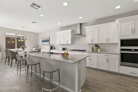 9734 E Holbert Trl, Tucson, AZ 85747 photo 2