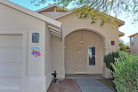 2561 W Blaine Ct, Tucson, AZ 85745
