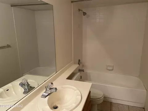 1200 E River Rd #C-31, Tucson, AZ 85718 photo 9