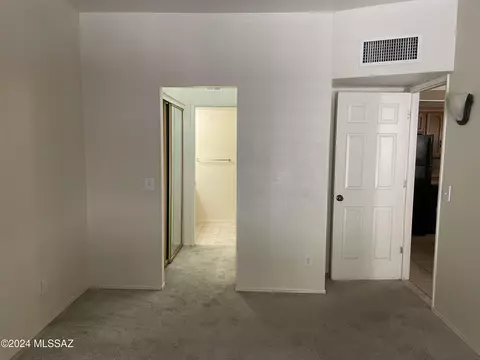 1200 E River Rd #C-31, Tucson, AZ 85718 photo 8
