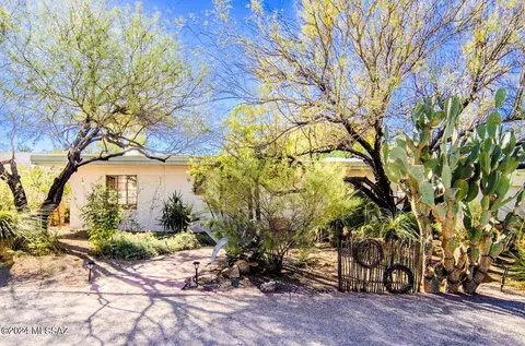 3928 E Calle De Jardin, Tucson, AZ 85711