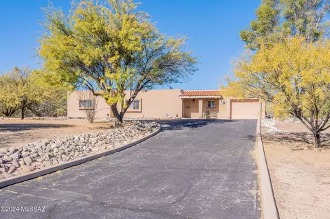 11335 E Deadwood Cir, Tucson, AZ 85749