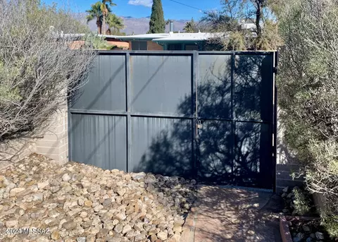 8875 E Mcclellan St, Tucson, AZ 85710 photo 23