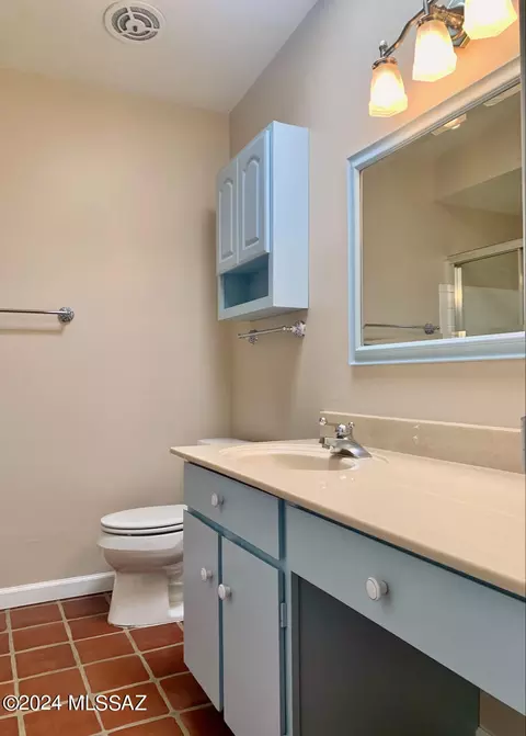 8875 E Mcclellan St, Tucson, AZ 85710 photo 13