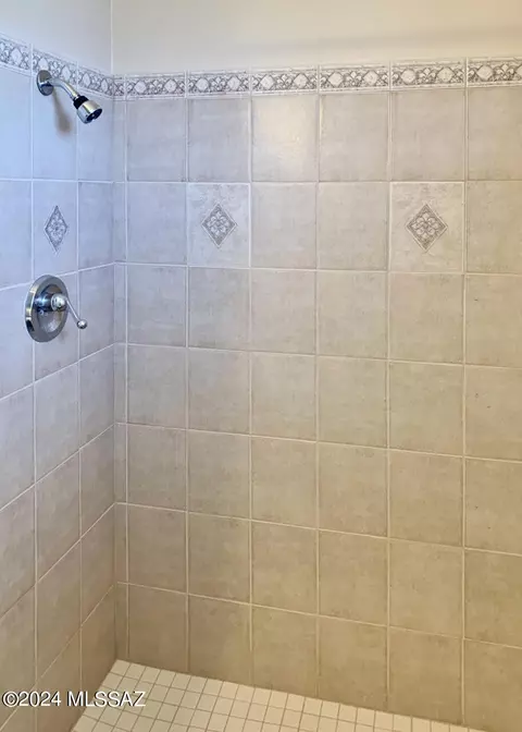 8875 E Mcclellan St, Tucson, AZ 85710 photo 21