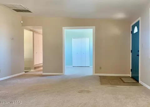 8875 E Mcclellan St, Tucson, AZ 85710 photo 8