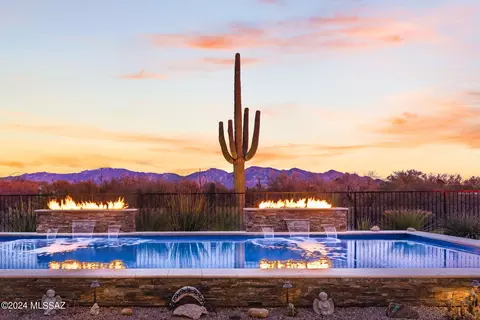 12230 N Durham Wash Dr, Marana, AZ 85658