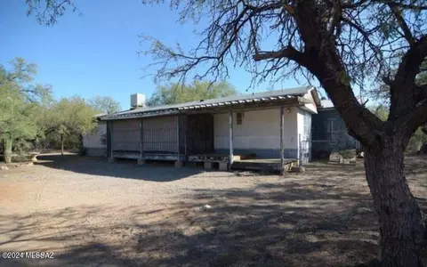 4180 Edwin Rd, Tucson, AZ 85739 photo 1