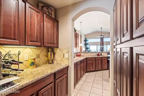 60901 E Rock Ledge Loop, Saddlebrooke, AZ 85739 photo 6