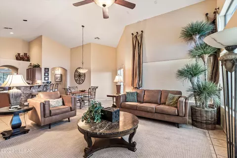 60901 E Rock Ledge Loop, Saddlebrooke, AZ 85739 photo 9