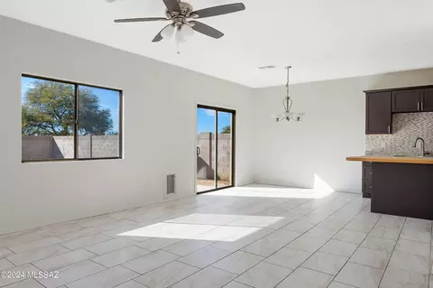 3604 E Drexel Manor Stra, Tucson, AZ 85706 photo 4