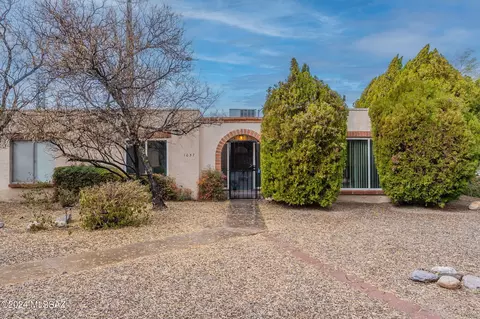 1057 N Via Verano, Tucson, AZ 85710