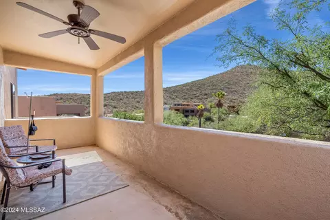 450 S Stephanie Loop, Tucson, AZ 85745