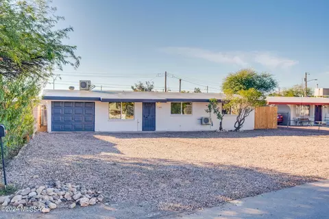 1917 W Paseo Reforma N, Tucson, AZ 85705