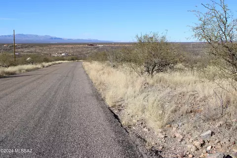 1827 Circulo Tortuga #27, Rio Rico, AZ 85648