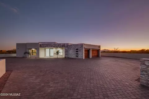 2275 W Lambert Ln, Oro Valley, AZ 85742