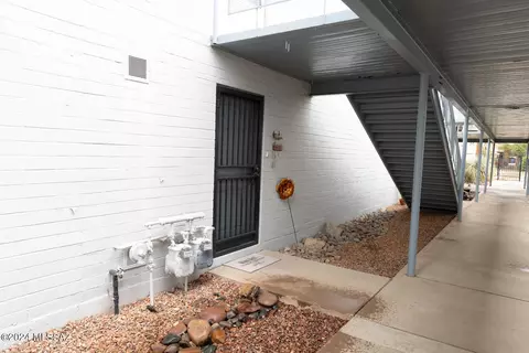 1745 S Jones Blvd S #K103, Tucson, AZ 85713