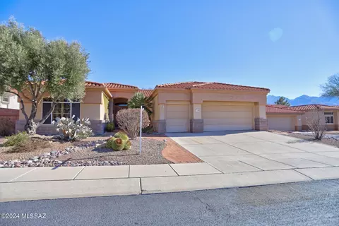13560 N Pima Spring Way, Oro Valley, AZ 85755