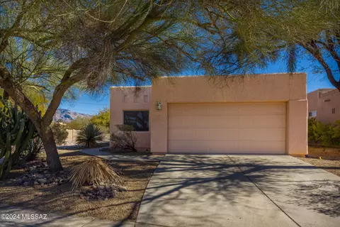 5380 N Mesquite Bosque Way, Tucson, AZ 85704