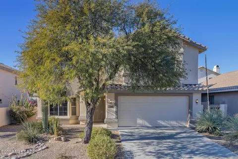 12777 N Lantern Way N, Oro Valley, AZ 85755