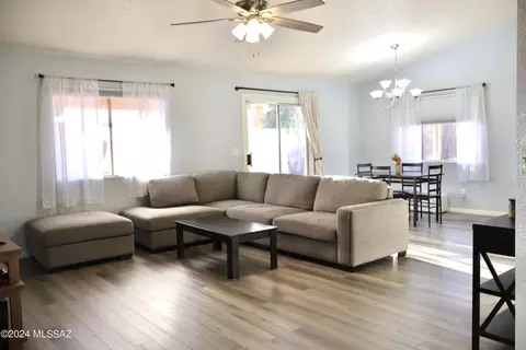 9628 E Paseo Del Tornasol, Tucson, AZ 85747 photo 6