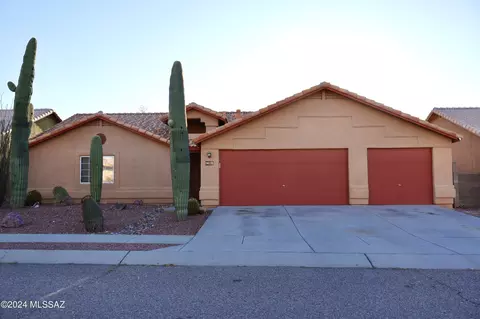 9628 E Paseo Del Tornasol, Tucson, AZ 85747 photo 3