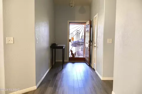 9628 E Paseo Del Tornasol, Tucson, AZ 85747 photo 5