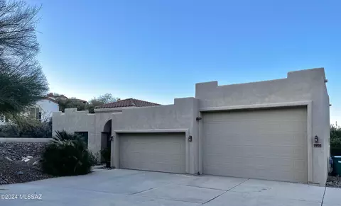7906 N Porto Fino Cir, Tucson, AZ 85742