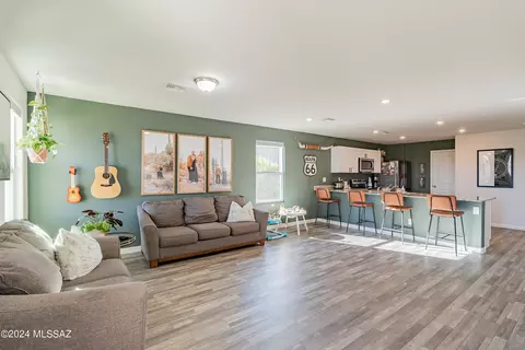 1633 Cottonwood Bluffs Dr, Benson, AZ 85602