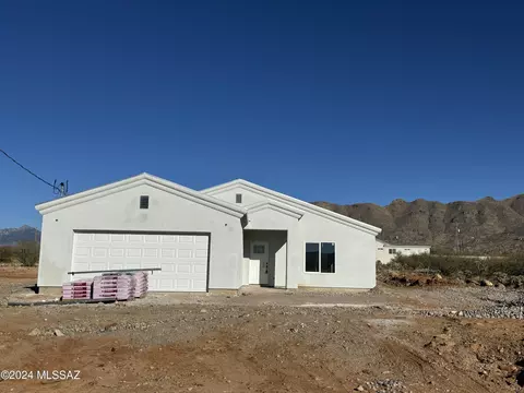 1643 Bala Ct, Rio Rico, AZ 85648