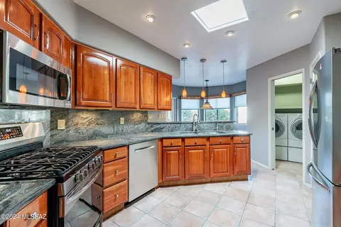 458 S Camino Holgado, Green Valley, AZ 85614