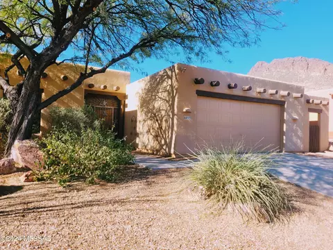 6033 Ten Star Dr, Tucson, AZ 85713