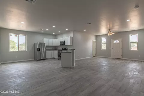 210 S Atlanta St, Vail, AZ 85641