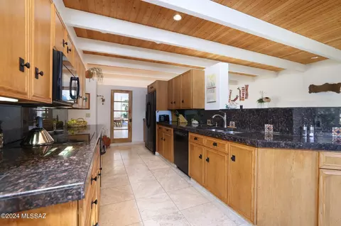2591 E Calle Sin Pecado, Tucson, AZ 85718 photo 12