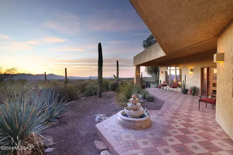 2591 E Calle Sin Pecado, Tucson, AZ 85718 photo 2