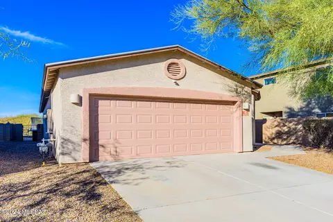 6542 S Giuliani Ave, Tucson, AZ 85757