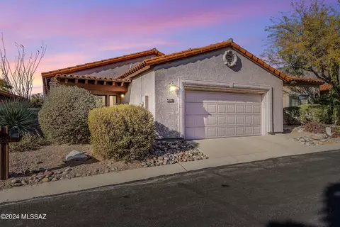 4091 E Quiet Moon Dr, Tucson, AZ 85718