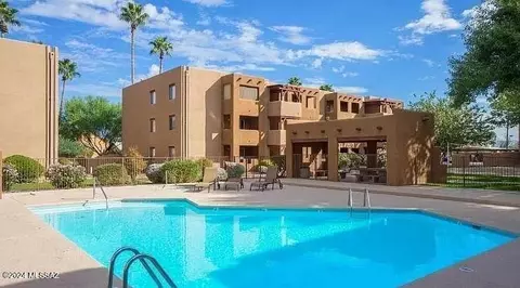 1810 E Blacklidge Dr #501, Tucson, AZ 85719