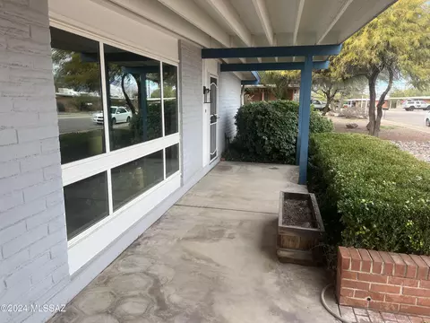 8134 E 6th St, Tucson, AZ 85710 photo 5