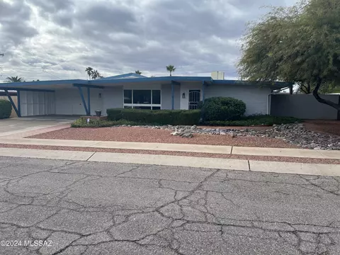 8134 E 6th St, Tucson, AZ 85710 photo 4