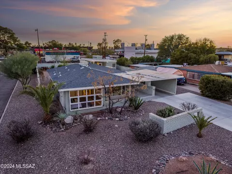 2644 E Helen St, Tucson, AZ 85716