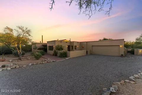 1230 E Placita Del Cervato, Tucson, AZ 85718