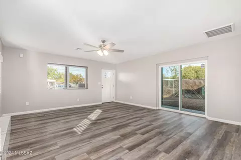 108 E District St, Tucson, AZ 85714 photo 10
