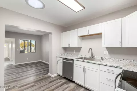 108 E District St, Tucson, AZ 85714 photo 15