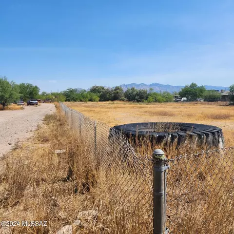 934 W Mission Ln #., Tucson, AZ 85745