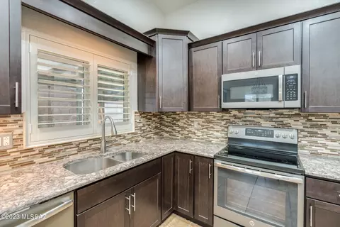 8817 E Rose Tree Dr, Tucson, AZ 85730